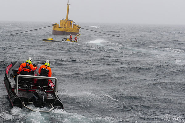 WaveEl-Bouy-in-Runde2017